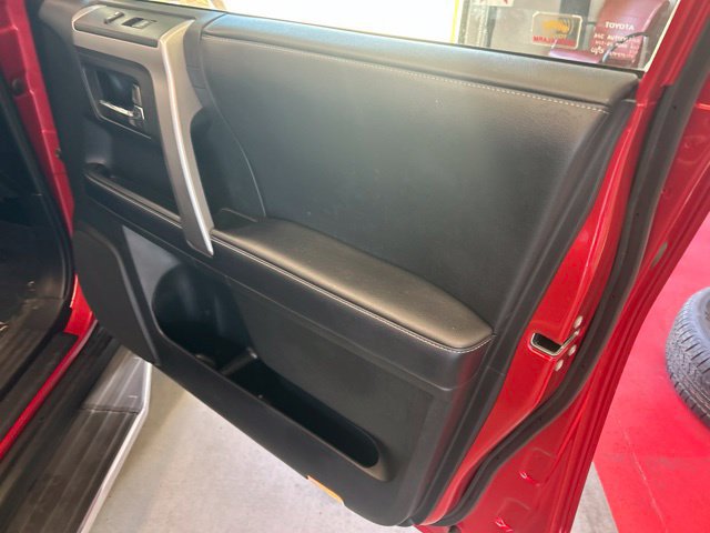 Used 2019 Toyota 4Runner SR5 RWD image 8