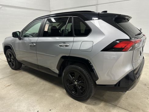 Used 2021 Toyota RAV4 XSE AWD/4WD image 13