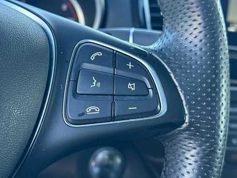 Used 2016 Mercedes-Benz GLE 300d 4MATIC image 31