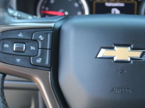 Used 2021 Chevrolet Suburban High Country RWD image 22
