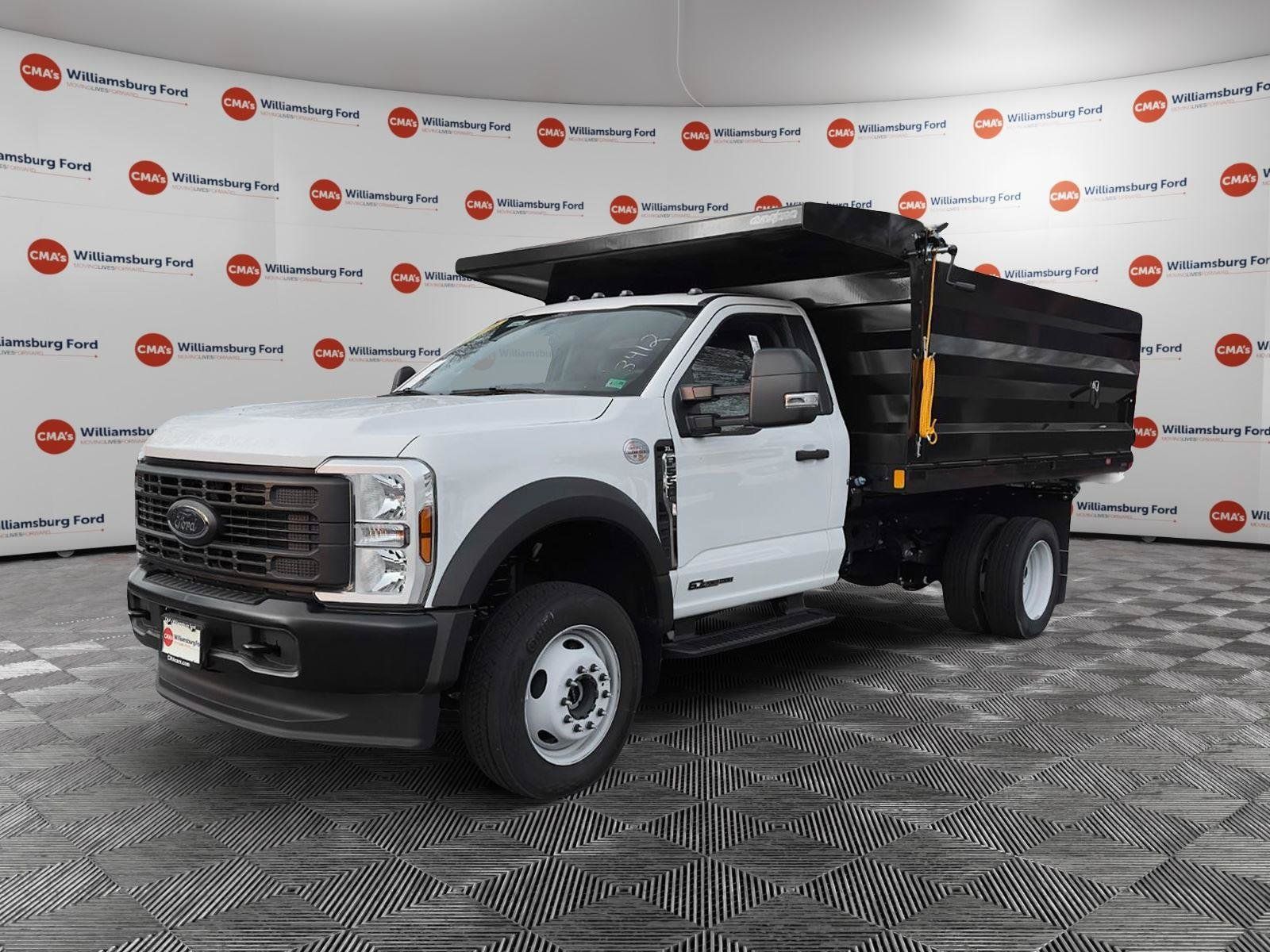 New 2024 Ford F550 4x4 Regular Cab Super Duty image 1