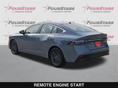 New 2026 Nissan Sentra SV image 7