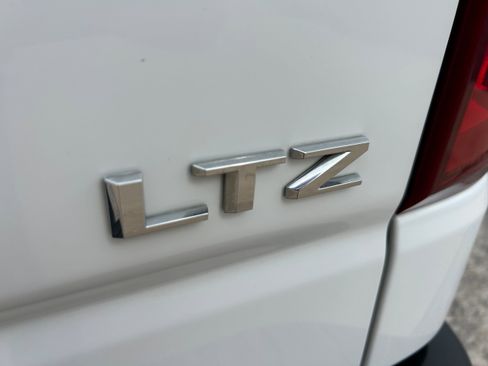 Used 2024 Chevrolet Silverado 1500 LTZ w/ LTZ Premium Texas Edition image 11