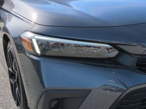Used 2024 Honda Civic Sport image 11