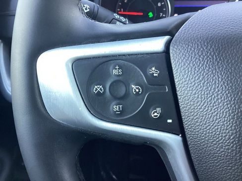 Used 2023 GMC Terrain SLT image 17