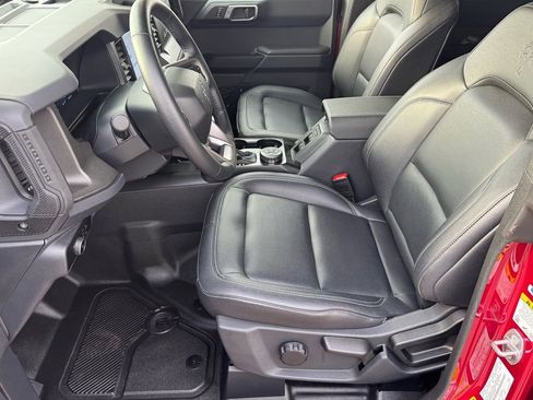 New 2025 Ford Bronco Big Bend w/ Black Diamond Package image 8