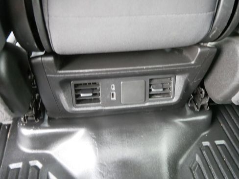 Used 2024 Chevrolet Silverado 1500 W/T w/ WT Value Package AWD/4WD image 17