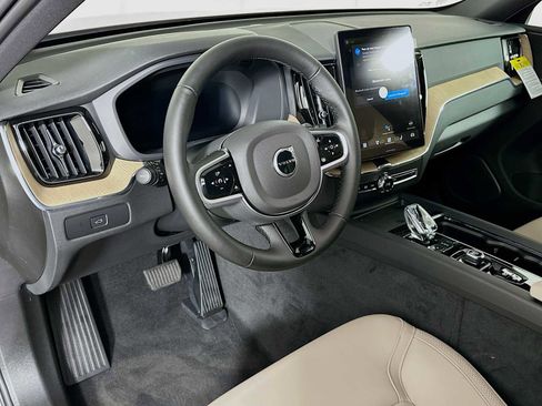New 2026 Volvo XC60 B5 Core image 9