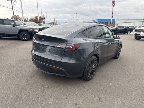Used 2021 Tesla Model Y Performance image 5