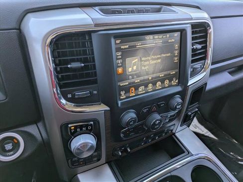 Used 2017 RAM 1500 Laramie w/ Convenience Group AWD/4WD image 11