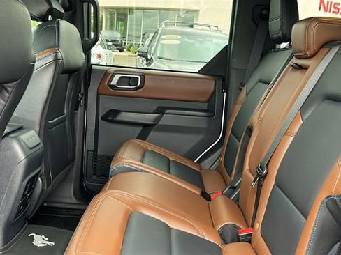 Used 2024 Ford Bronco Outer Banks AWD/4WD image 24