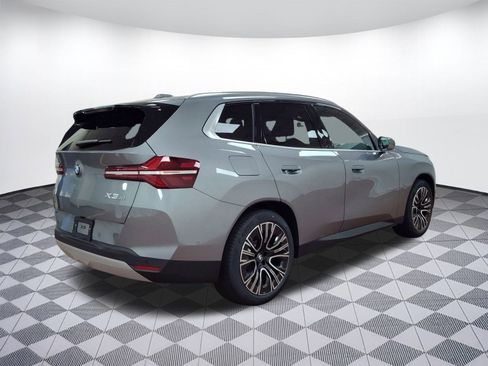 Used 2025 BMW X3 xDrive30i w/ Convenience Package image 8