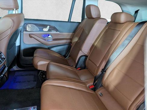 New 2026 Mercedes-Benz GLS 450 4MATIC image 18