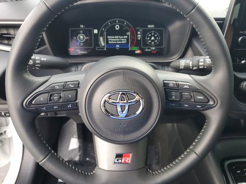 Certified 2025 Toyota Corolla Core image 28