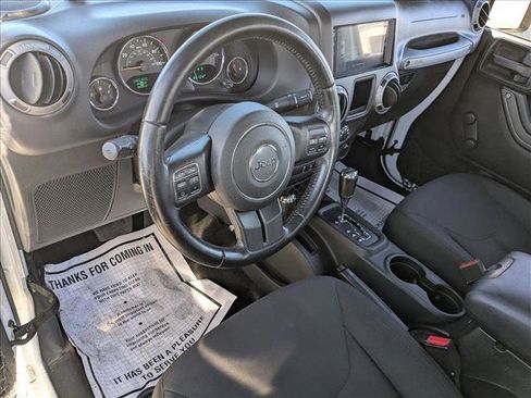 Used 2017 Jeep Wrangler Unlimited Sport w/ Connectivity Group image 10