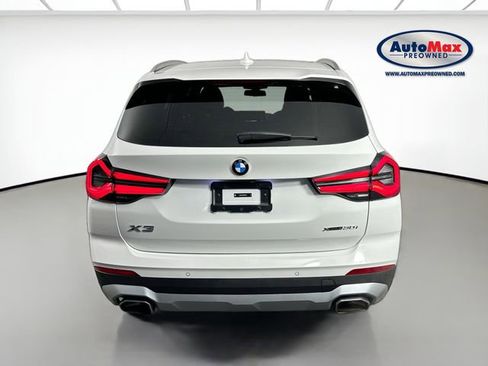 Used 2024 BMW X3 xDrive30i image 8
