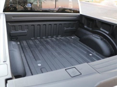 Used 2023 Ford F150 Limited image 15