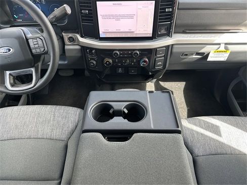 New 2026 Ford F250 XLT w/ XLT Premium Package image 19