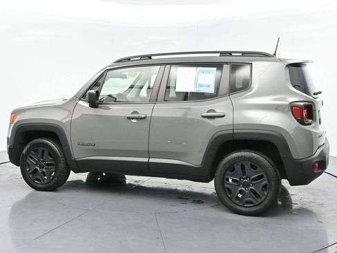 Used 2020 Jeep Renegade Sport image 5