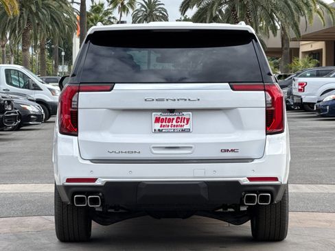 New 2026 GMC Yukon Denali w/ Sun & Power Step Package AWD/4WD image 5