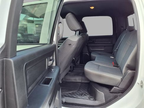 Used 2024 RAM 2500 Tradesman w/ Chrome Appearance Group AWD/4WD image 24