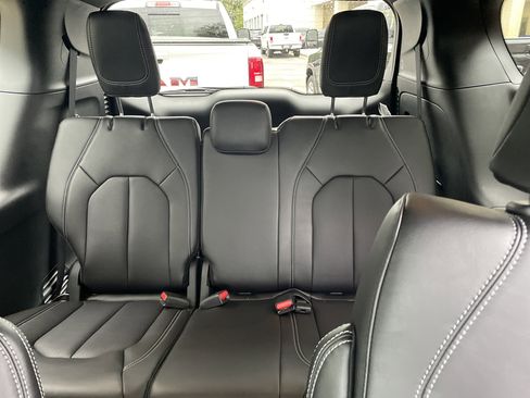New 2026 Chrysler Pacifica Select image 35