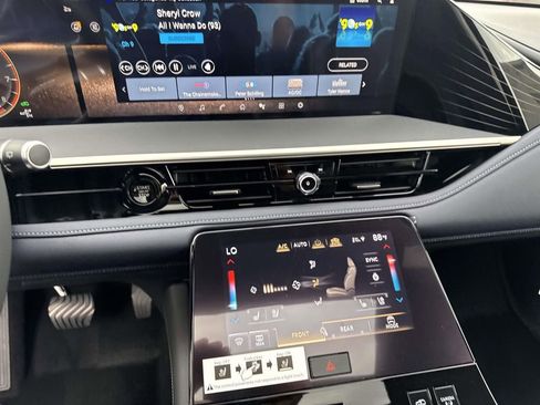 New 2026 INFINITI QX80 4WD w/ Sport Exterior Package image 24