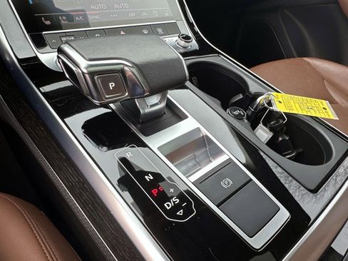 Used 2023 Audi Q7 3.0T Premium Plus w/ Premium Plus Package image 24