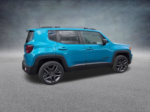 Used 2021 Jeep Renegade Latitude w/ Luxury Group II AWD/4WD image 9