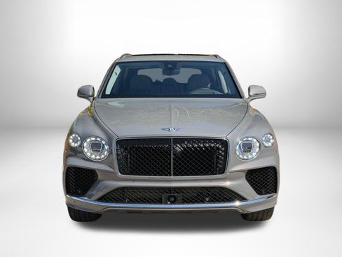 Certified 2025 Bentley Bentayga AWD/4WD image 12