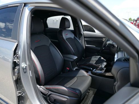 Used 2022 Kia Forte GT FWD image 19