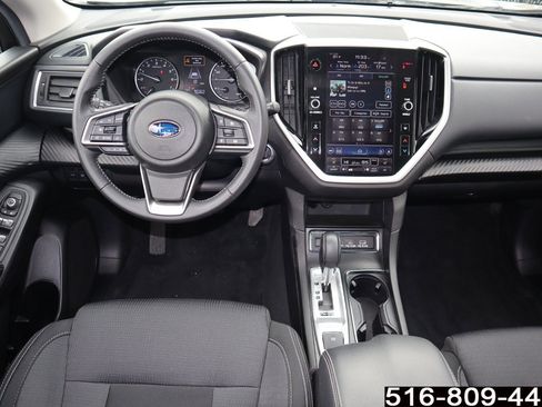 Used 2023 Subaru Ascent Premium w/ Convenience Package image 12