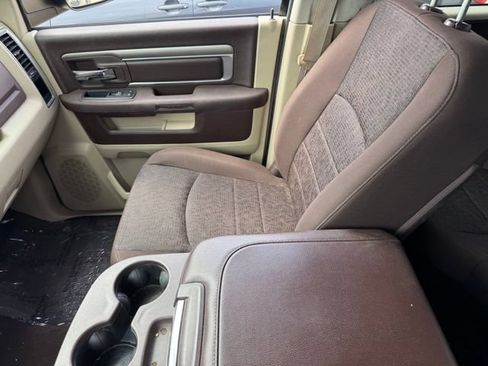 Used 2013 RAM 1500 Classic SLT w/ Premium Display Pkg AWD/4WD image 23
