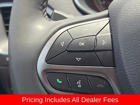 Used 2022 Jeep Cherokee Latitude Lux AWD/4WD image 17