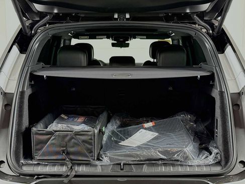 New 2026 Land Rover Range Rover Sport SE AWD/4WD image 25