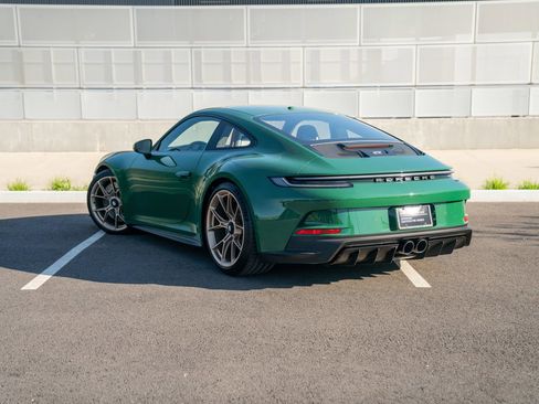 Certified 2022 Porsche 911 GT3 RWD image 3