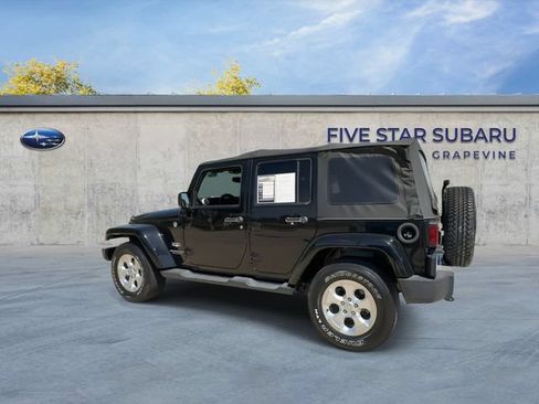 Used 2014 Jeep Wrangler Unlimited Sahara w/ Connectivity Group AWD/4WD image 6