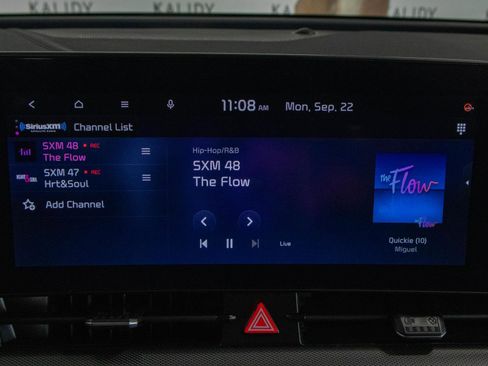 New 2025 Kia Sportage SX image 9