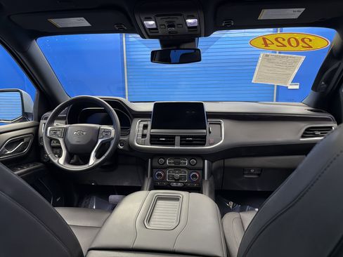 Used 2024 Chevrolet Tahoe Z71 w/ Luxury Package image 31