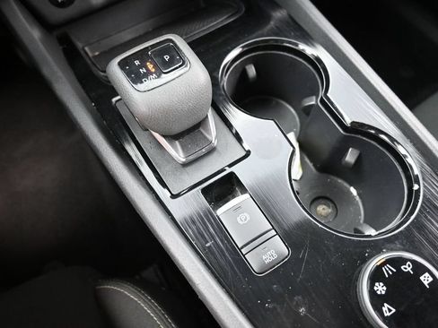 Used 2024 Nissan Rogue S AWD/4WD image 17