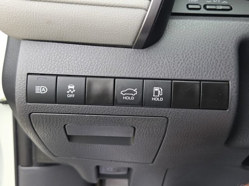 Used 2023 Toyota Camry SE AWD/4WD image 25