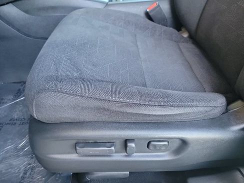 Used 2022 Honda Pilot Sport image 21