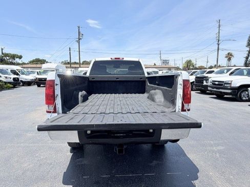Used 2007 GMC Sierra 2500 W/T w/ Fleet Convenience Package RWD image 7