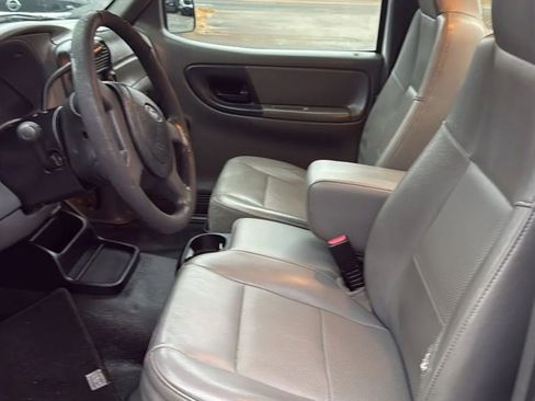 Used 2005 Ford Ranger STX image 16