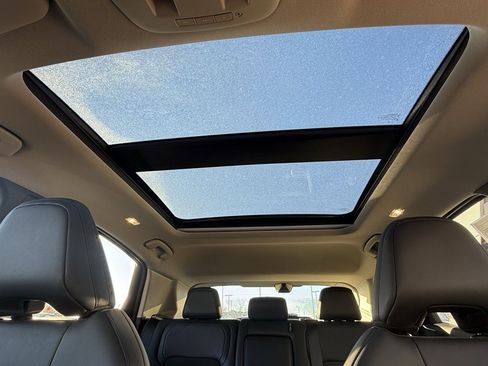 Used 2024 Nissan Ariya EVOLVE+ e-4ORCE image 21