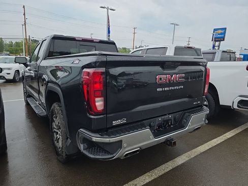 Used 2020 GMC Sierra 1500 SLE w/ SLE Value Package AWD/4WD image 9