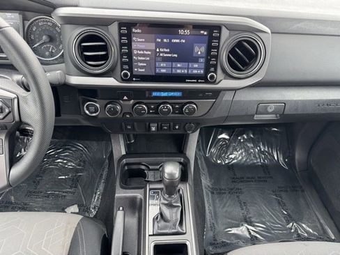 Certified 2023 Toyota Tacoma TRD Sport image 2