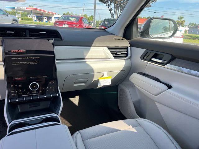 New 2027 GMC Terrain Denali AWD/4WD image 17