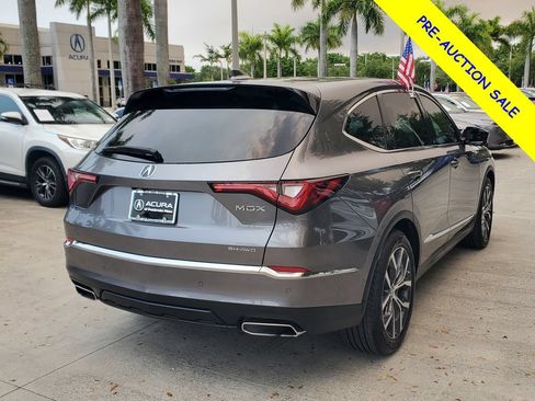 Certified 2023 Acura MDX SH-AWD w/ Technology Package image 7
