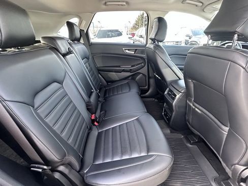 Used 2024 Ford Edge SEL w/ Convenience Package image 15